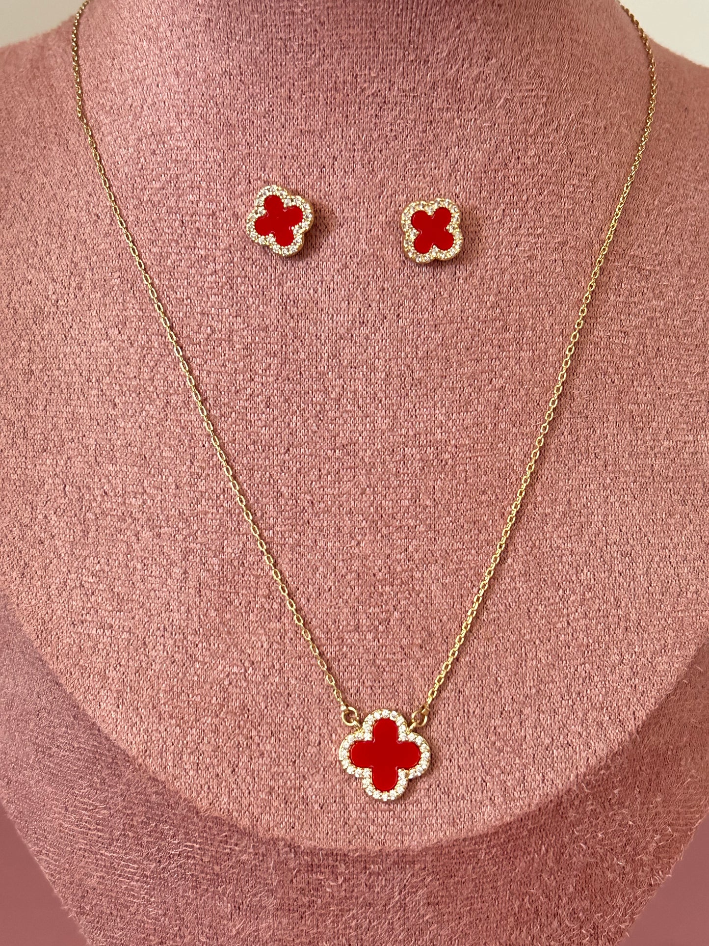 Rouge Clover Set